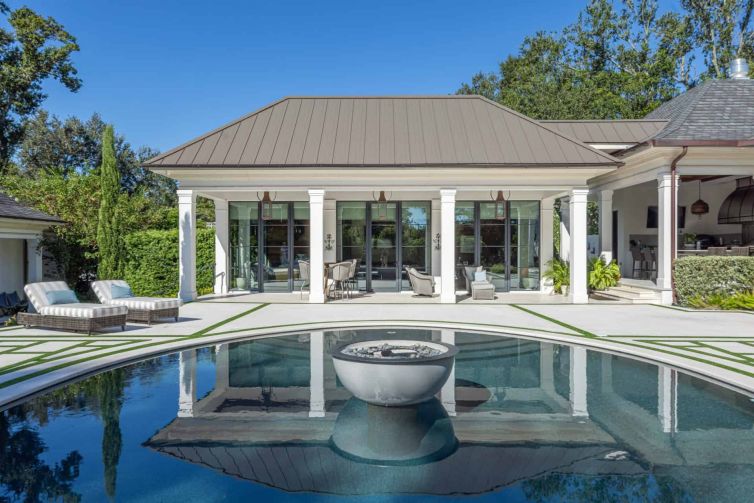 Bayless - Outdoor Living 4